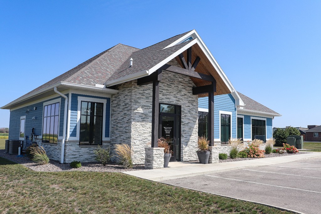 Exterior of Wright County Family Dental office